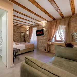 4* Gostinjska kuća Old Spalatrum Luxury